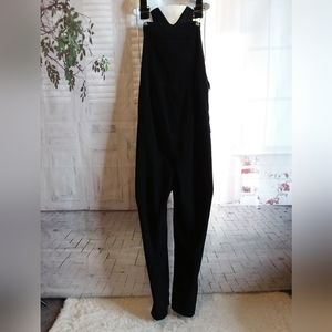 Mimi black overall jumpsuit maternity size M it fits more like a "large."